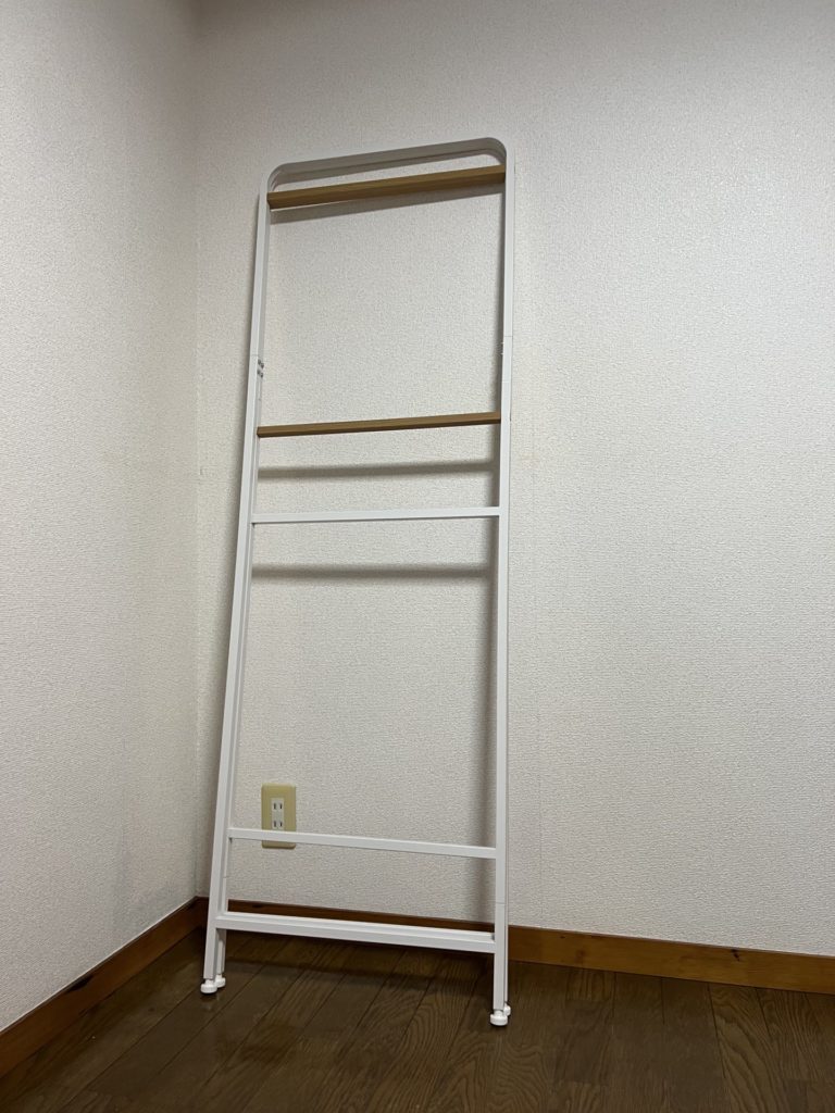 カインズ 木目調 室内物干し 屛風型 折り畳み時