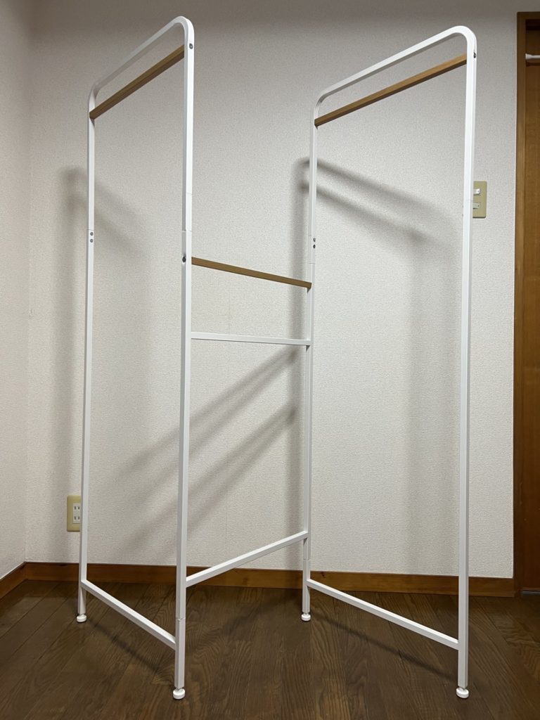 カインズ 木目調 室内物干し 屛風型 組み立て完了