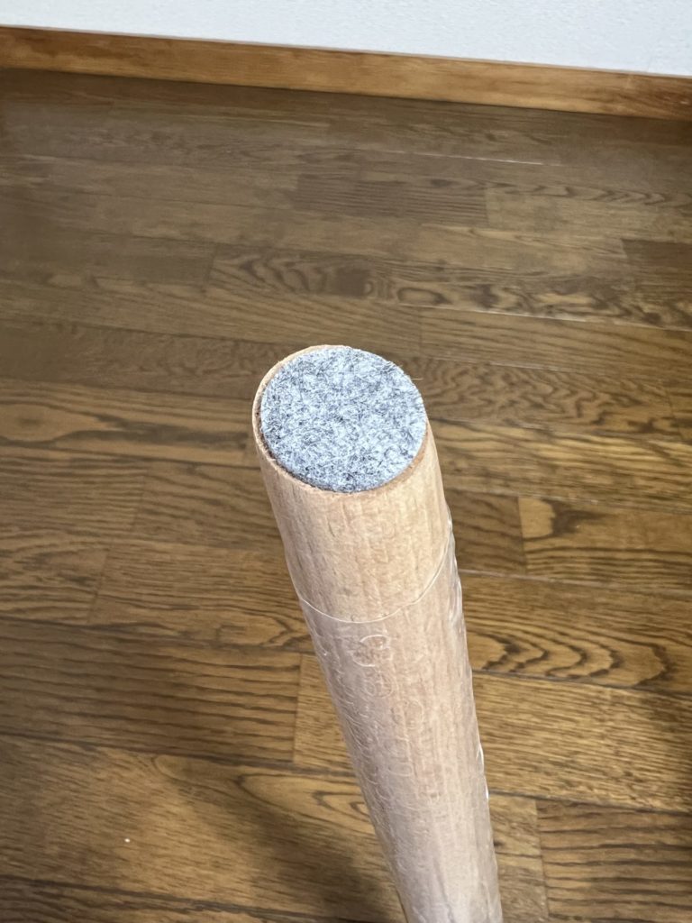 数分で組み立て完了(脚の裏)