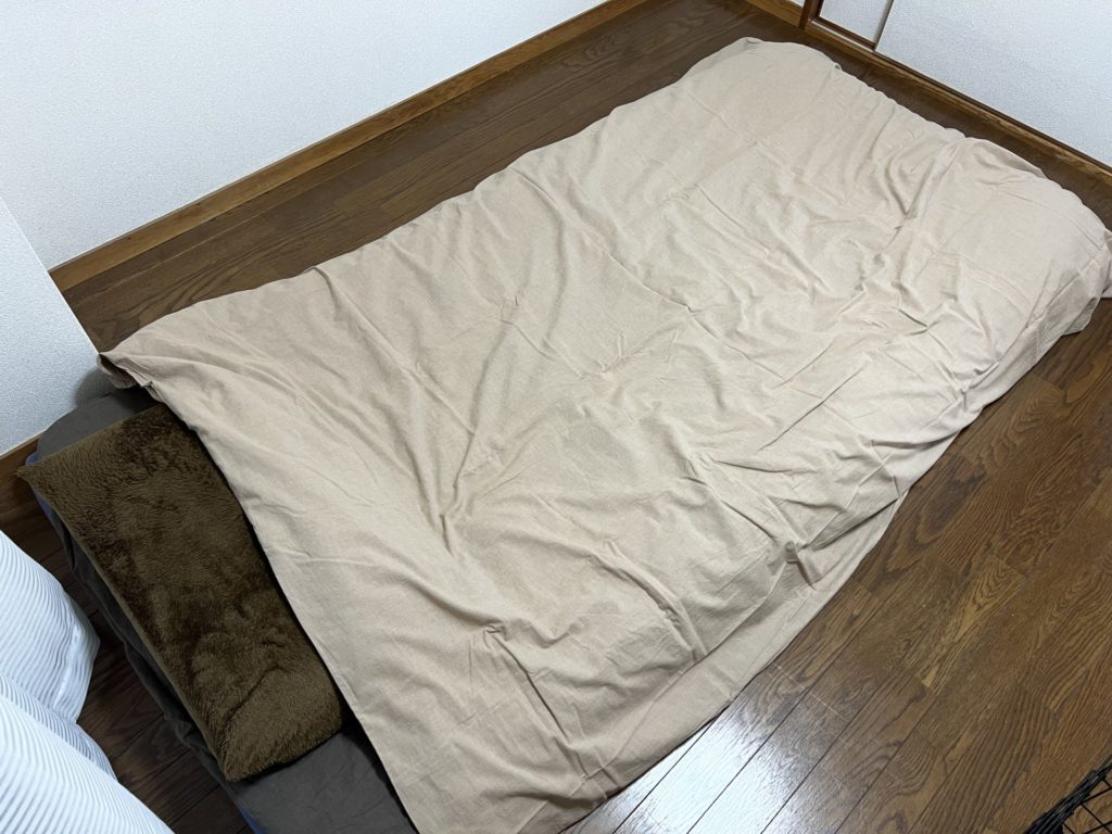 掛ふとんカバーをセット