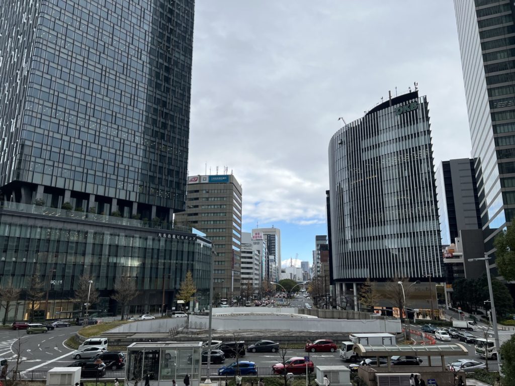 名古屋駅前のぐるぐるがない