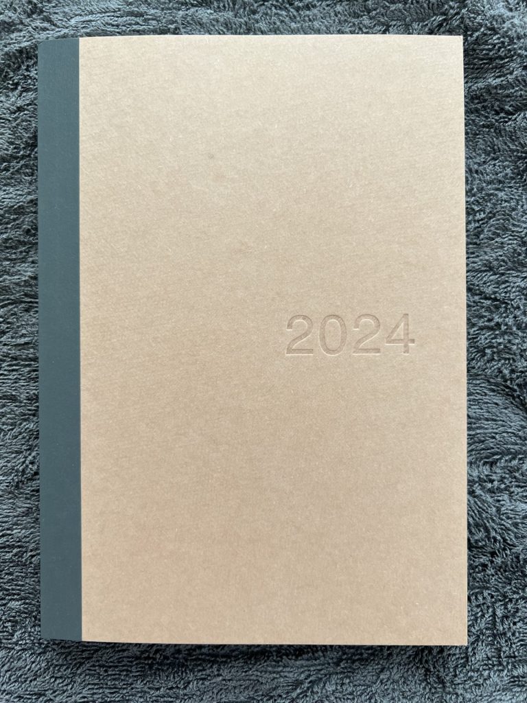 カバー無しタイプにしました